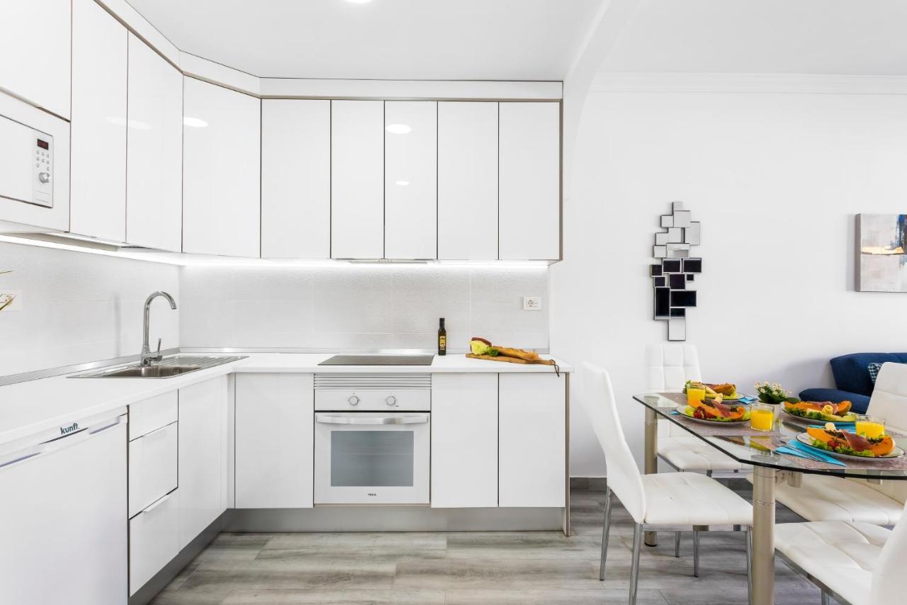 Sunshine Smart Home Hi-End Services Av Streaming Arona  Eksteriør billede